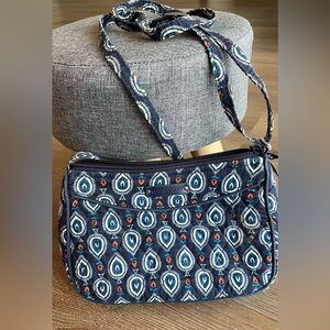 Vera Bradley Sling Bag 9 * 6 * 2.5 inch